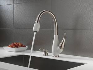 Delta Faucet Deluca 5 11 16 In 13 Oz Kitchen Soap Dispenser In