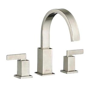 American Standard Times Square 2 5 Gpm Widespread Tub Filler With