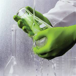 Showa Best Glove N-Dex® M Size Nitrile Disposable, Food Processing and Medical Gloves in Green BES7705PFTM at Pollardwater