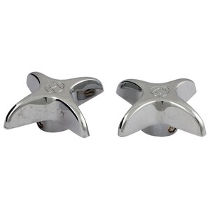 Handle in Polished Chrome