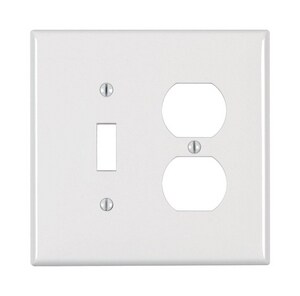 2-Gang Duplex Receptacle Wall Plate in White