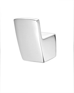 1 Robe Hook in Polished Chrome