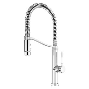 Single Handle Pull Down Kitchen Faucet in Polished Chrome